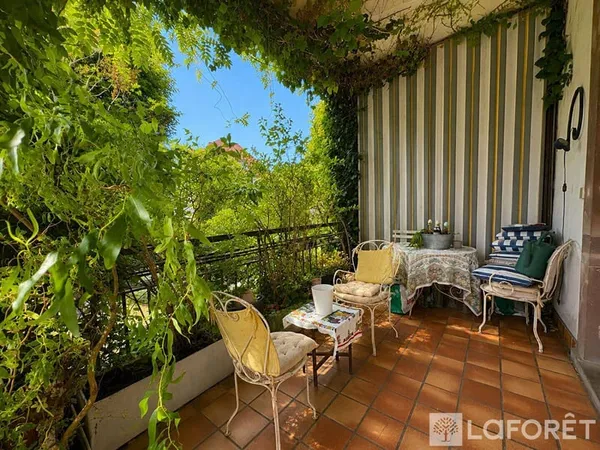 Appartement 4 pièces 140 m²