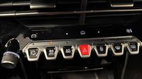 Peugeot 2008 1.2 Hybrid 145ch Allure e-DCS6 — photo 27