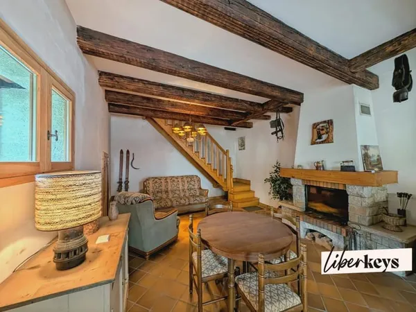 Maison de village historique - Centre d'Aigueblanche - 4 chambres - 97 m²
