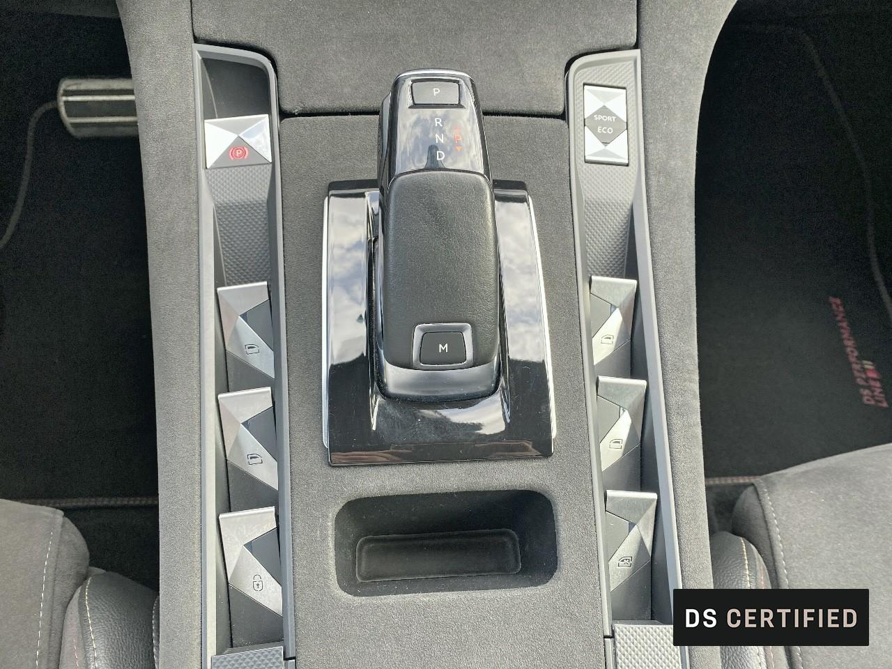 Ds Ds 7 crossback bluehdi 130ch performance line + automatique 7cv — photo 16