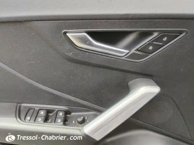 Audi Q2 1.4 tfsi cod 150 ch bvm6 design — photo 18