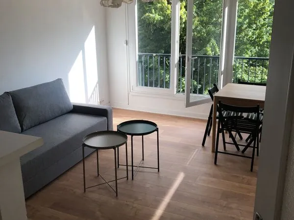 T2 meublé 46 m² rénové avec parking couvert - La Madeleine Saint-Maur