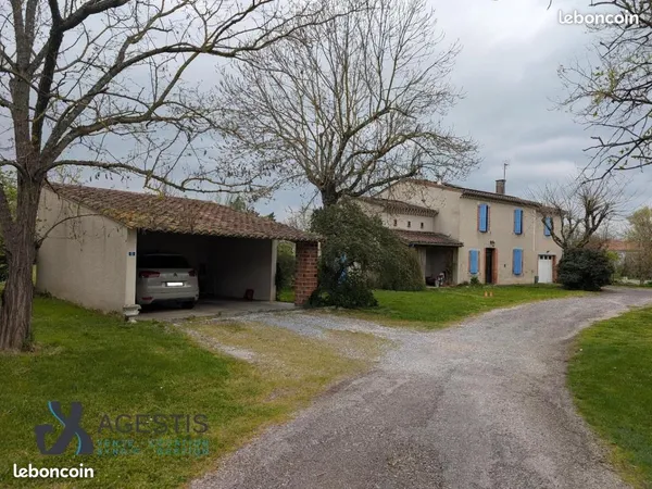 Maison de caractère 170 m² à 30 min de Toulouse avec des encadrements en granit bouchardé et en briq