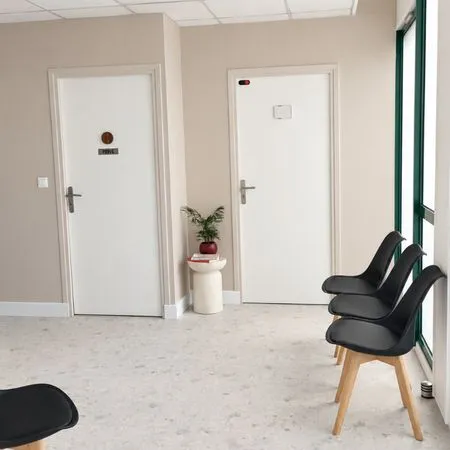 Bureau cabinet meublé à louer Tourcoing centre temps partiel 11m² - dès 1 jour/semaine