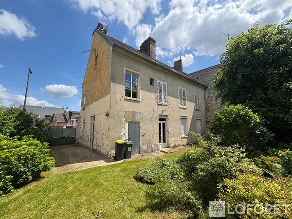 Maison 13 pièces 237 m²