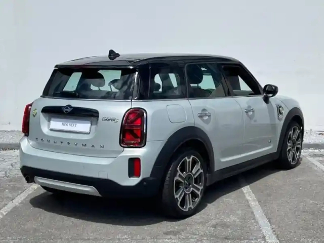 Mini Countryman cooper se  125ch + 95ch yours all4 bva6 — photo 17