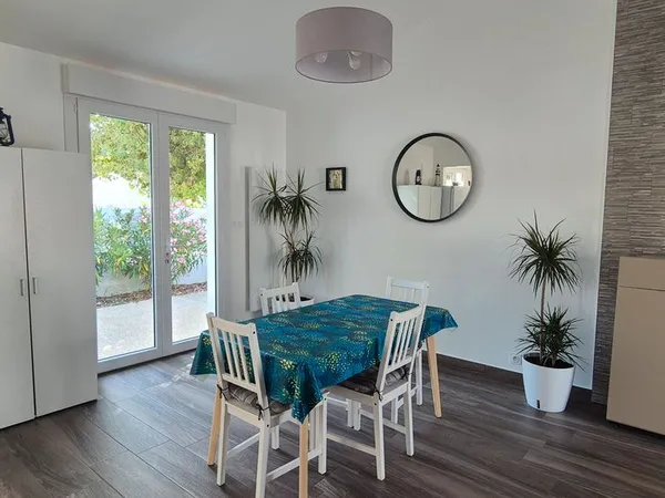 Appartement T3 70 m2 avec terrasse avenue de l´Ile de France