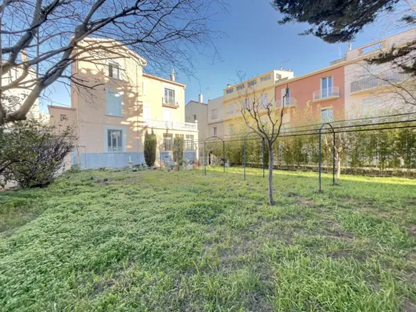 Appartement de charme au coeur d'Ille-sur-Têt Venez