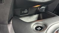 Nissan Juke 1.6 Hybrid 143ch N-Connecta 2023.5 — photo 19