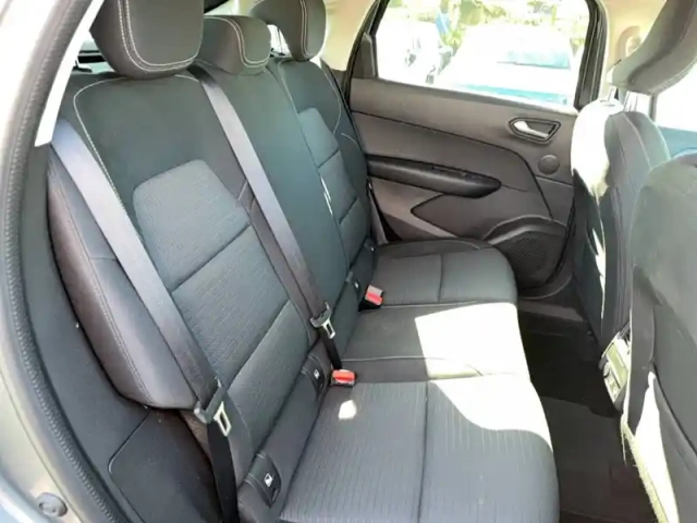 Renault Arkana mild hybrid 140 edc fap - 22 — photo 16