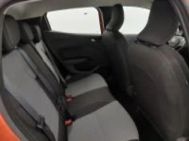 Renault Clio 1.0 tce 90ch evolution — photo 6