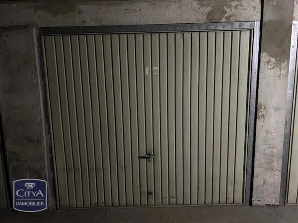 Stationnement Vente Toulon 13m² 27500€