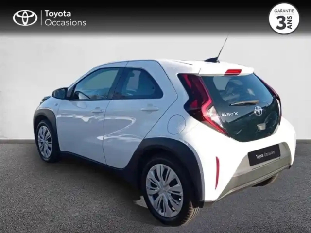 Toyota Aygo X 1.0 vvt-i 72ch dynamic my23 — photo 2