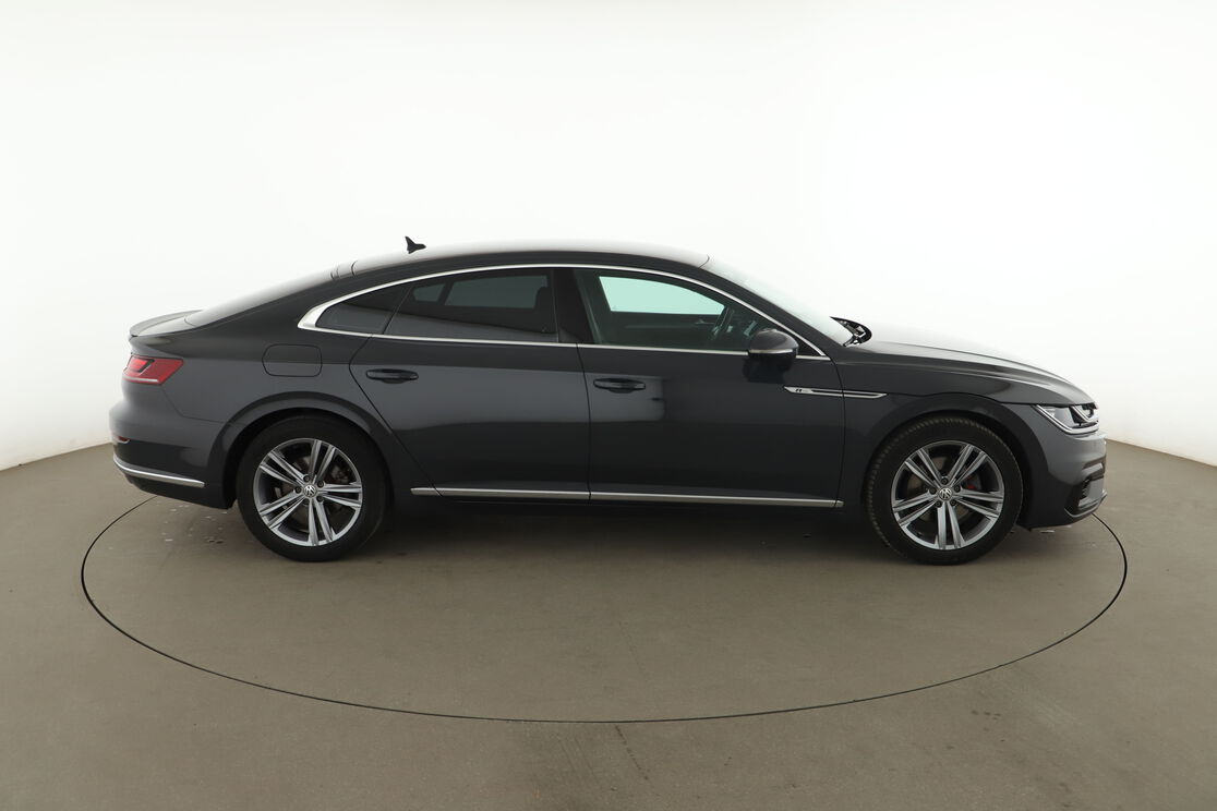 Volkswagen Arteon 2.0 TSI R-Line Exclusive DSG7 — photo 6