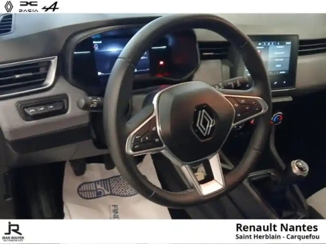 Renault Clio 1.0 tce 90ch evolution — photo 13