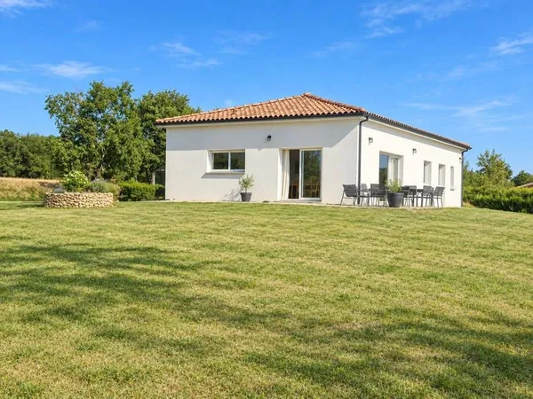 Maison de plain-pied 5 pièces 120 m²