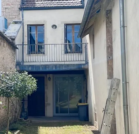 Duplex T4 avec terrasse et jardinet faubourg Bretonnière