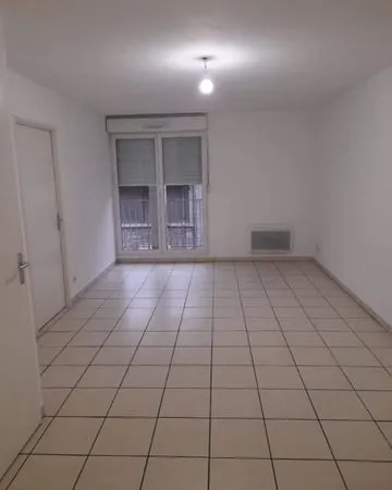 Appartement 3 pièces 63m² ( Creil 60 )