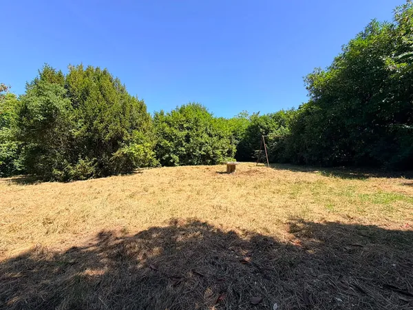 Terrain 2550 m²