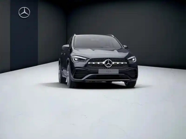 Mercedes Gla 220 d 4matic amg line — photo 11