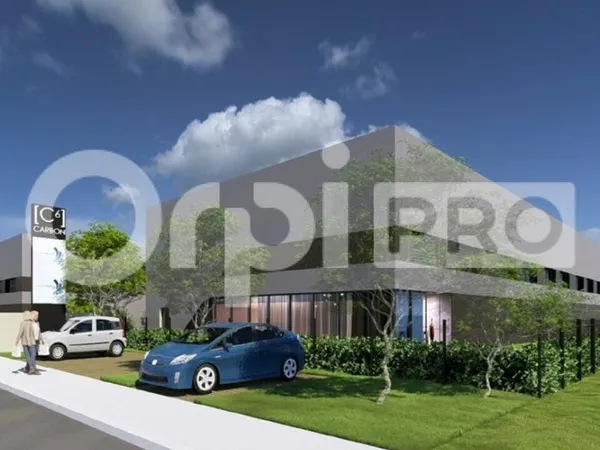 Local d'activité 192 m²