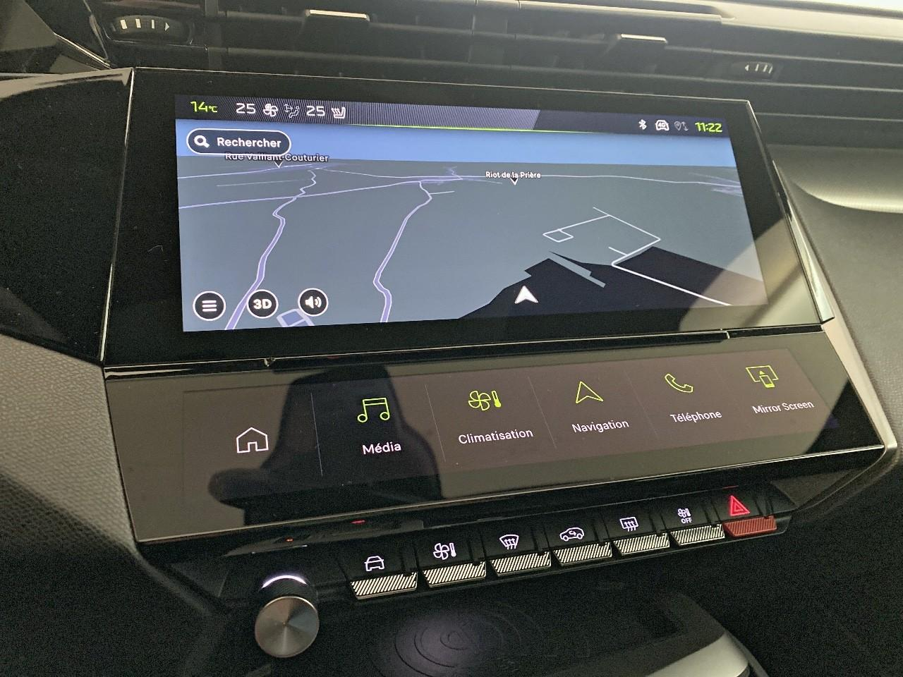 Peugeot 408 hybrid 136 e-dcs6 gt — photo 16