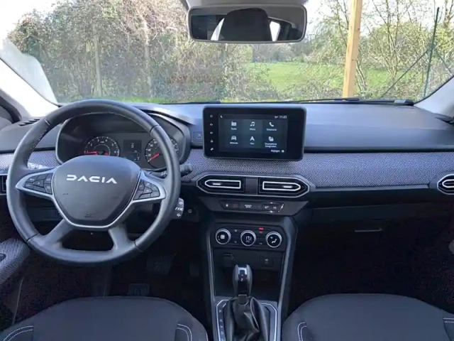 Dacia Sandero tce 90 auto — photo 16