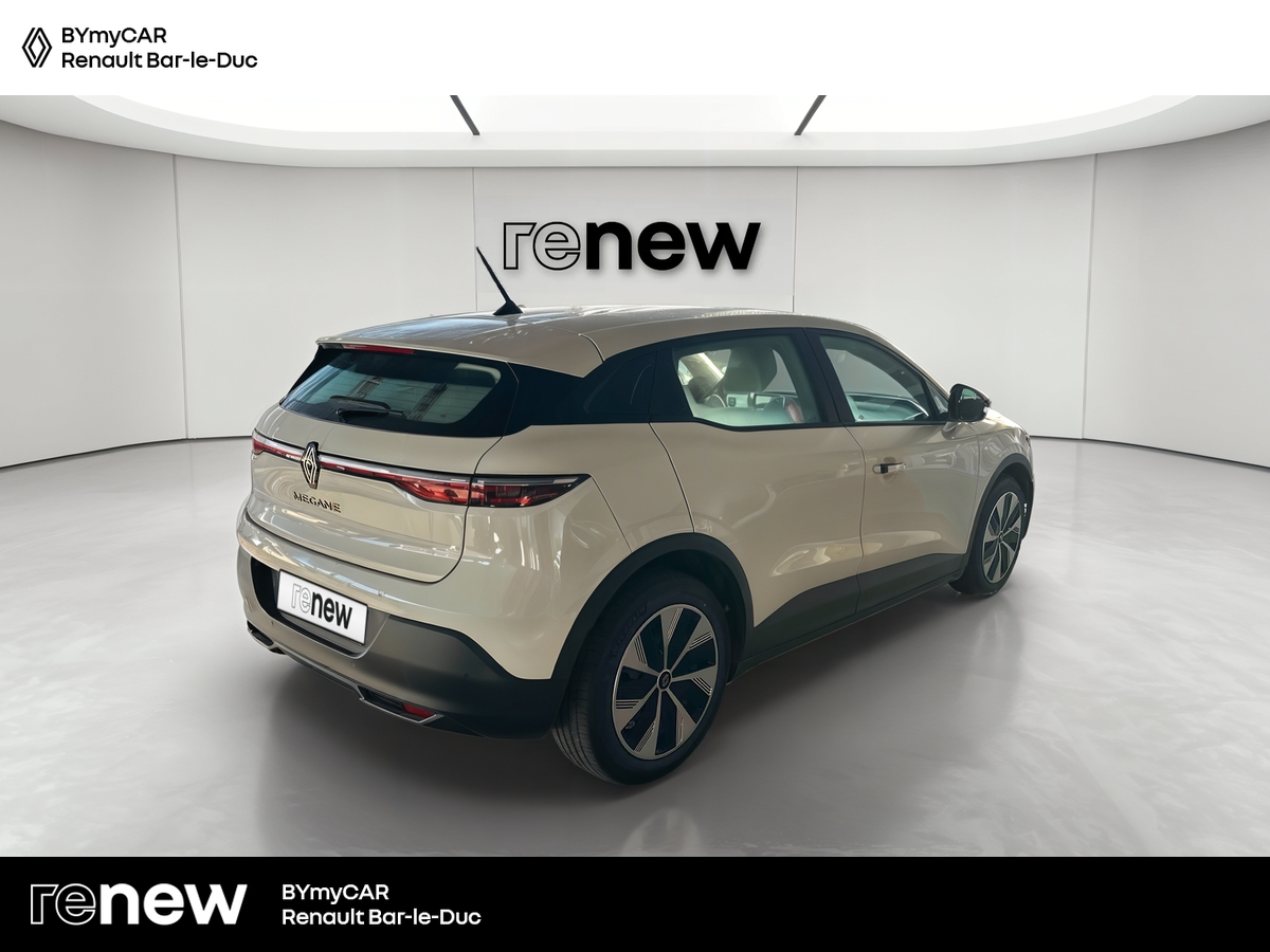 Renault Megane E-Tech ER EV60 130ch super charge — photo 5