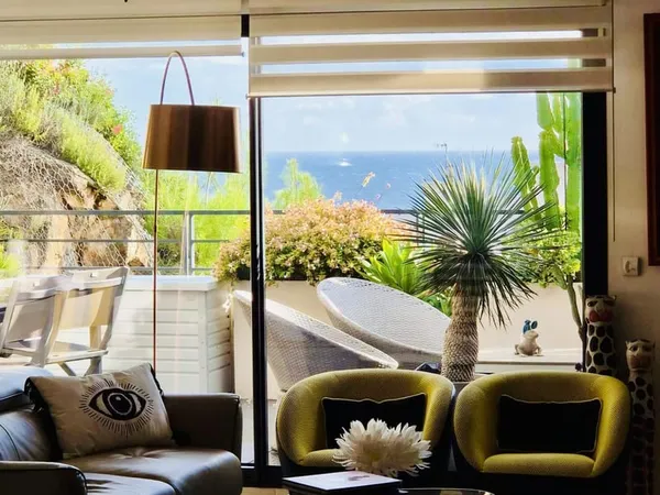 Magnifique appartement vendu meublé avec vue mer, piscine, terr