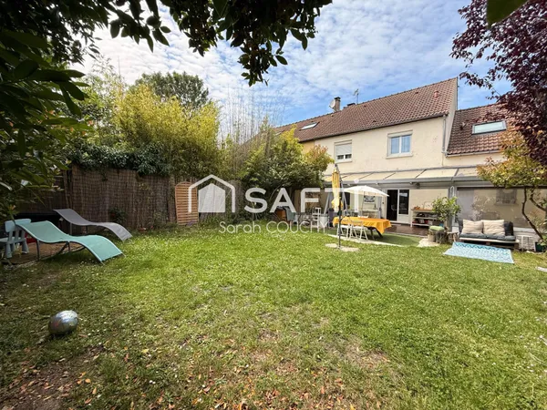 Maison familiale avec double séjour, véranda et jardin sans-vis-à vis