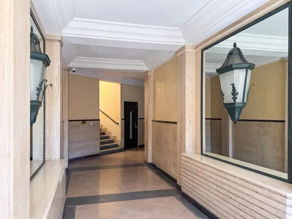 Appartement 4 pièces 176 m²