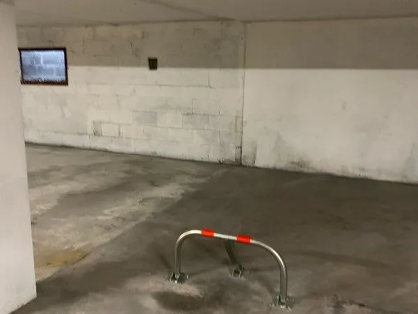 Place de parking sous sol sécurisé