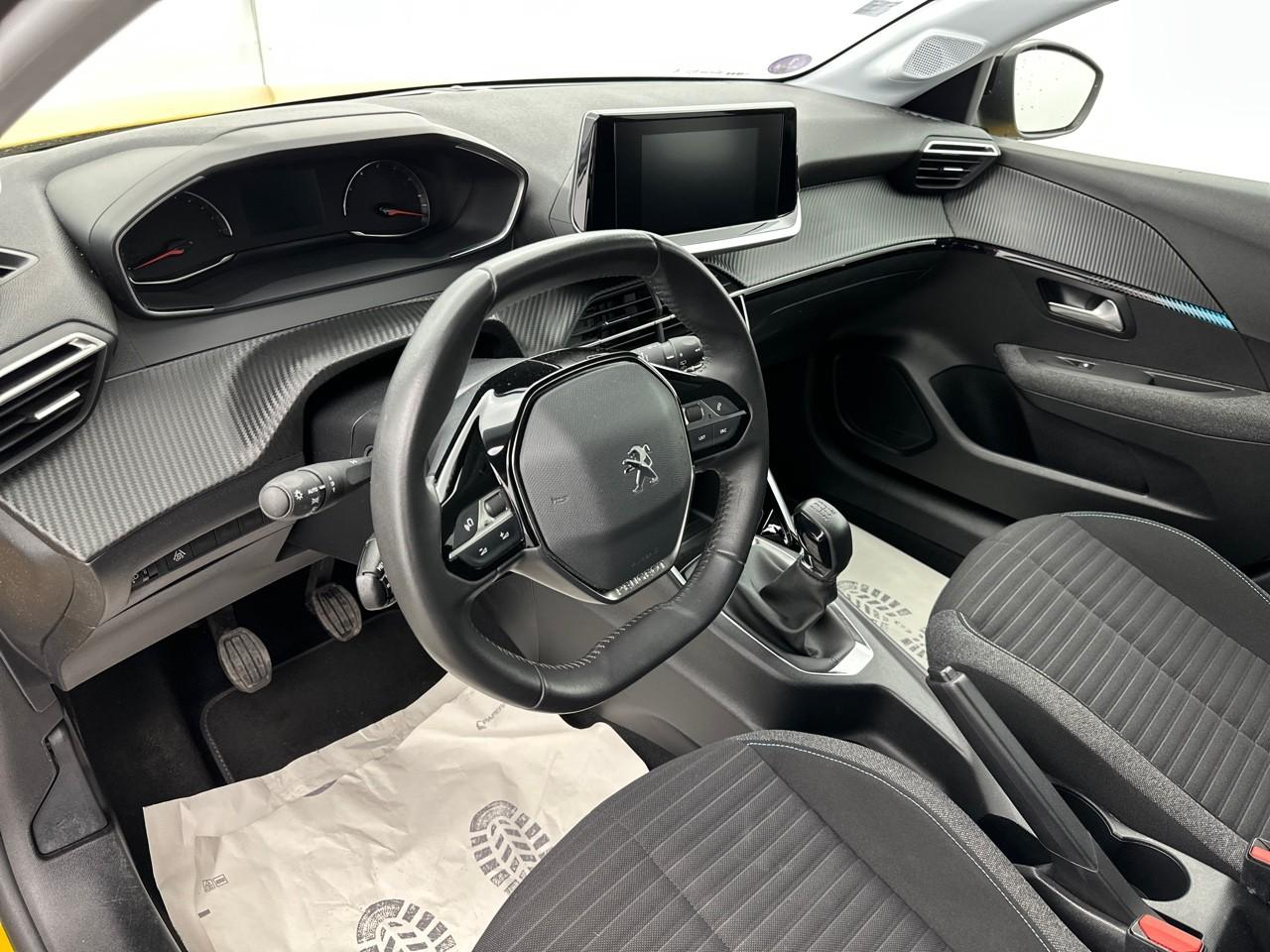 Peugeot 208 puretech 75 s&s bvm5 style — photo 8