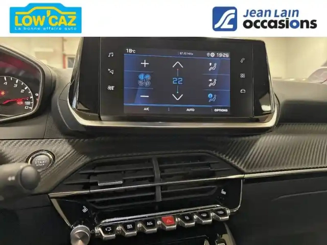 Peugeot 2008 puretech 130 s&amp;s eat8 — photo 19