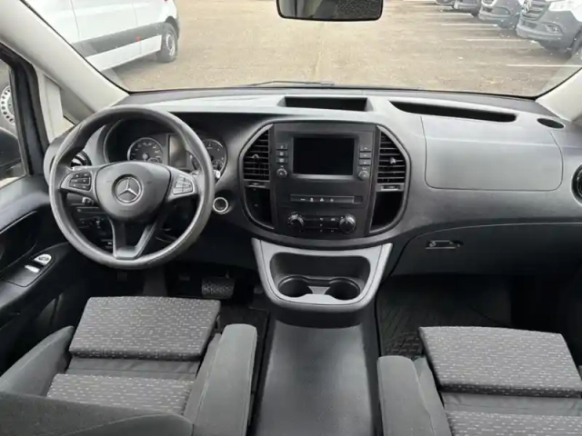 Mercedes Vito 119 cdi mixto long l2 4x4 5pla — photo 4