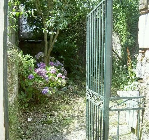 T3 52 m2 avec jardin au centre ville