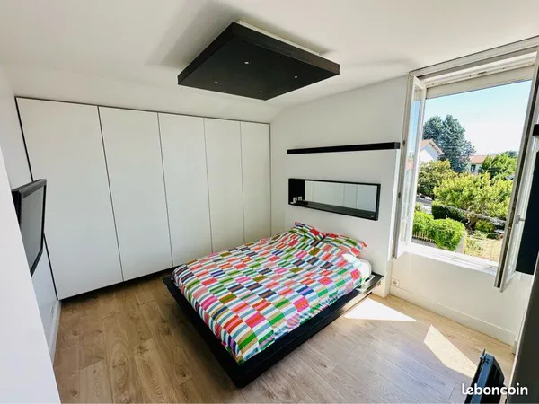 Charmant T2 meuble