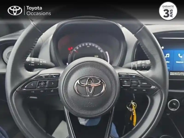 Toyota Aygo x 1.0 vvt-i 72ch dynamic my24 — photo 13