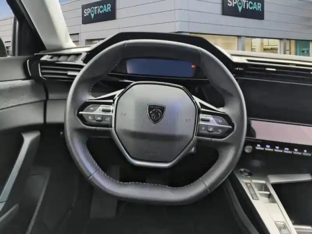 Peugeot 308 phev 180 e-eat8 allure pack — photo 12