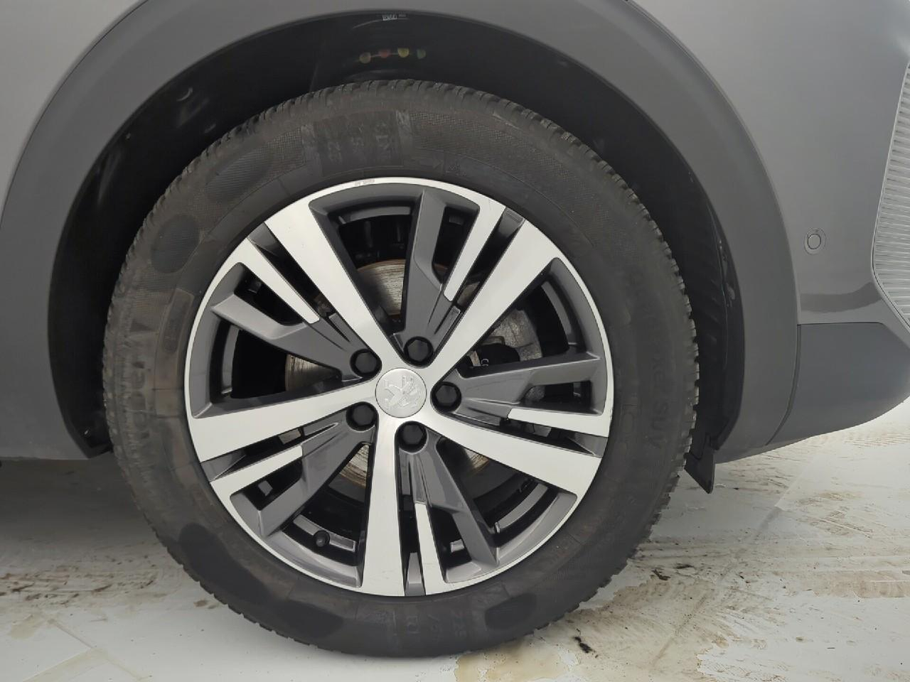 Peugeot 3008 puretech 130ch s&s eat8 allure pack — photo 31