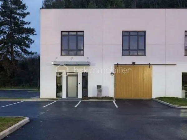 Bureaux 260 m²