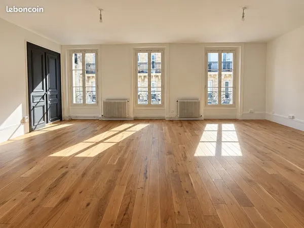 Bureaux 208 m²