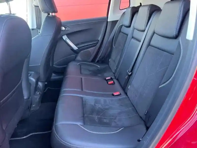 Peugeot 2008 1.2 essence 110ch crossway s&amp;s — photo 8