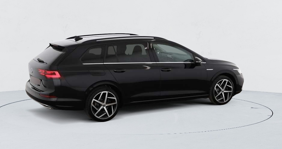 Volkswagen Golf 8 SW — photo 8