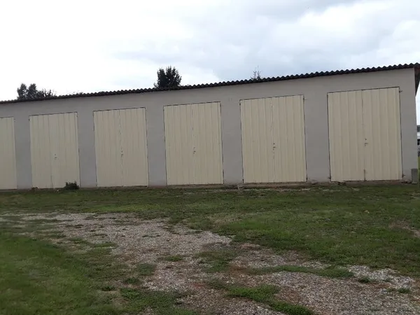 Garage box