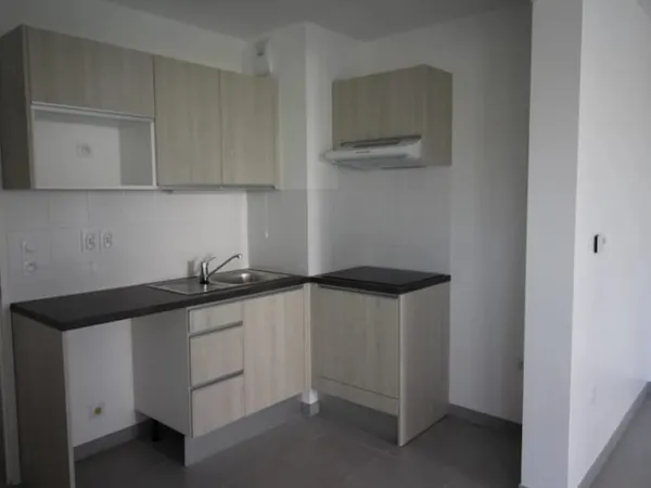 Parking 64 m²