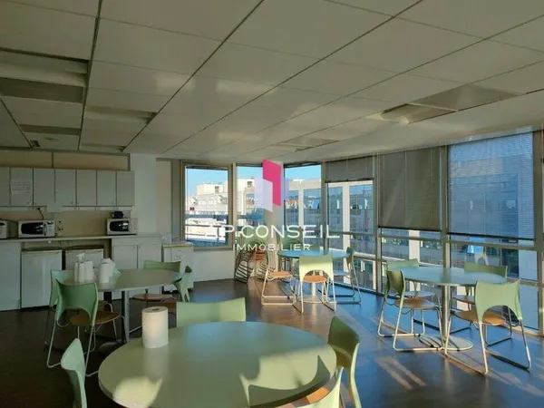 Bureaux 1944 m²