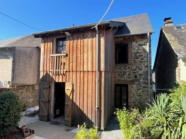 Maison Vente Chamboulive 6p  130800€