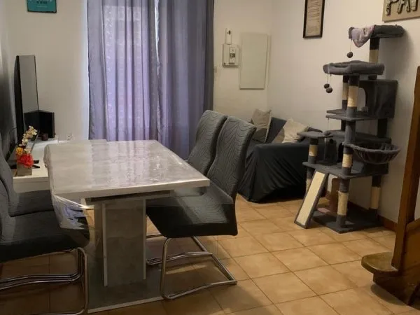 Appartement de type P3 avec cour intérieure-Parking