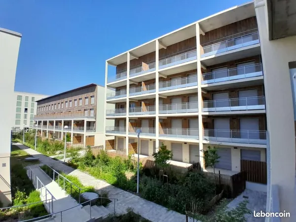 Appartement 4 pièces 77 m²